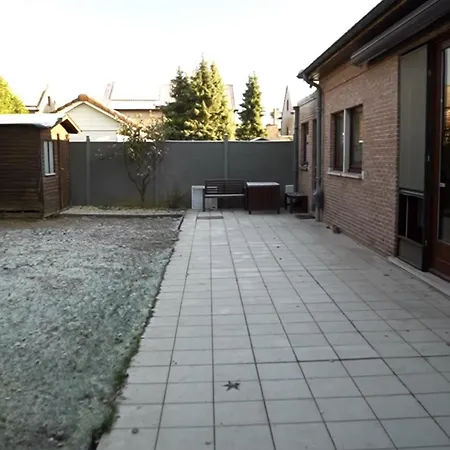 Beautiful 4 Bedroom Close To Antwerp Zwijndrecht