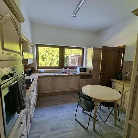 Beautiful 4 Bedroom Close To Antwerp Villa Zwijndrecht
