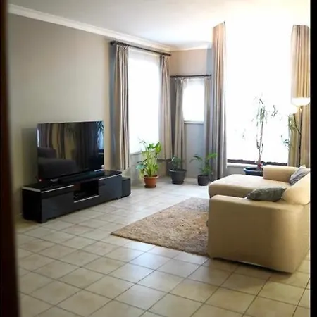 Beautiful 4 Bedroom Close To Antwerp Villa *
